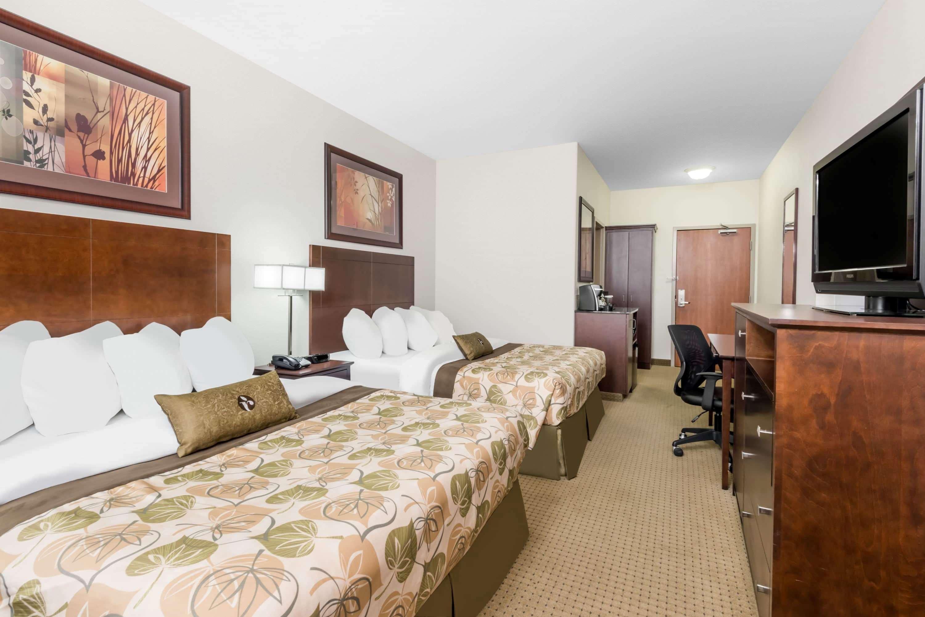 Ramada By Wyndham Olds Hotel Exterior photo
