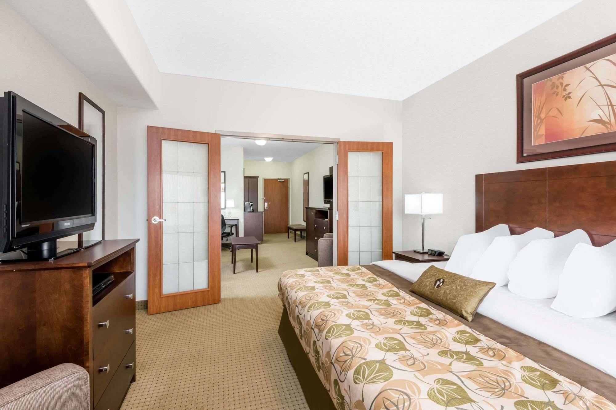 Ramada By Wyndham Olds Hotel Exterior photo