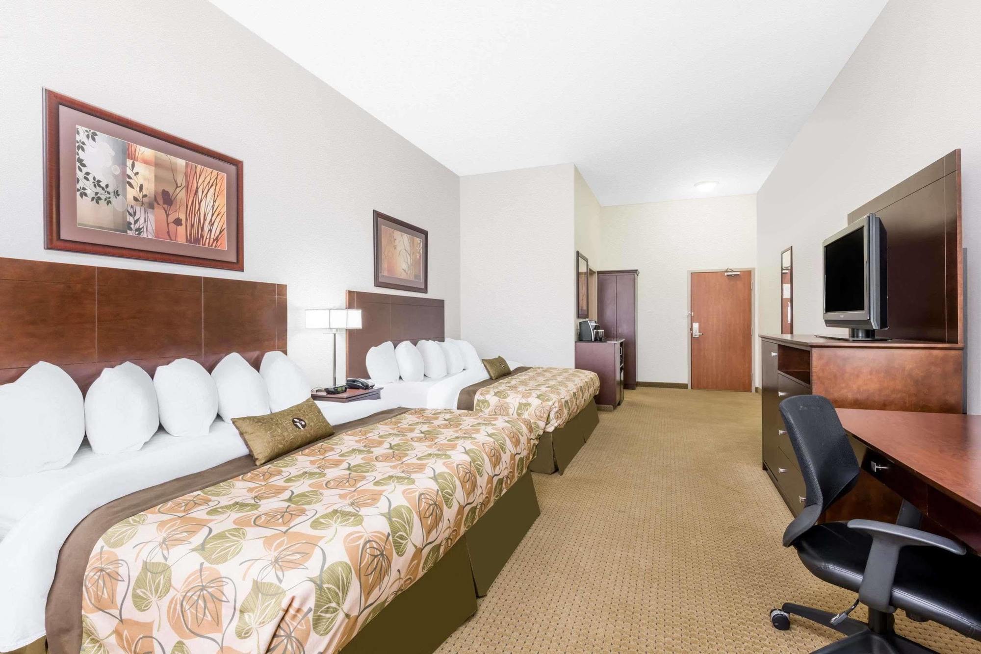 Ramada By Wyndham Olds Hotel Exterior photo